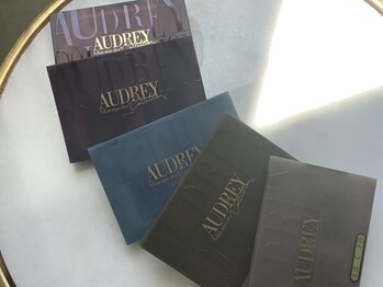 メモット 自由が丘(MEMOTTO)の写真/《黒を引き算》自然なブラウンエクステで透明感UP♪