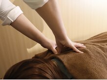 アロマリンパマッサージ もみほぐし Holomuaの雰囲気（もみほぐしマッサージは着衣なので時間のない時にもおすすめです）