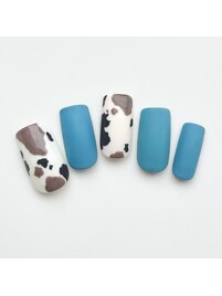 アニマルネイル　cow　うし
