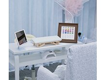 セラルア ル サロン(Celallure Le Salon)の雰囲気(明るく広々としたスペースで、ゆったりとお過ごしいただけます)
