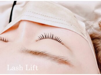 美容室カラフル/ラッシュリフト