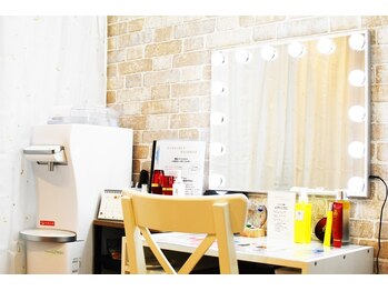 ワイシーハッチ(yc.hacci)/【効果を鏡ですぐに実感☆】