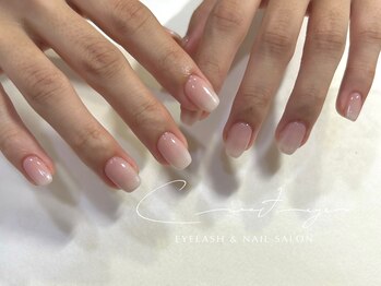 クレセントアイアンドネイル 天神大名店(Crescent Eye&Nail)/