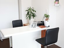 全身もみほぐし がじゅまるの雰囲気（秦野駅すぐ！清潔感のある、明るく落ち着いた店内です。）