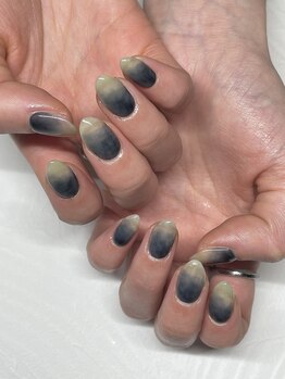 夜空みたいで綺麗なカラー