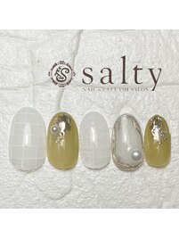 ラインチェックネイル