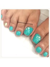 アヴァンセ(AVANCE)/グリーンターコイズフットネイル