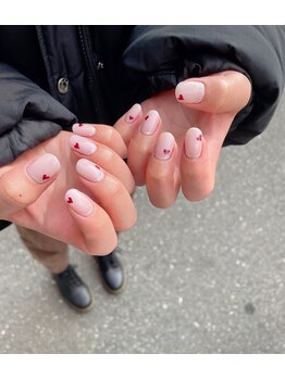 エム(em)/ぷちっとハートネイル