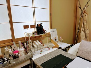 リップーネイル(Rippu Nail)/店内