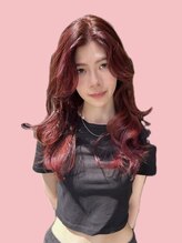 ティーアンドビー ネイルスタジオ(T&B NAIL STUDIO)&nbsp;Nailist Christine