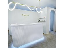 レジアントサロン(Rediant salon)の雰囲気（お洒落なサロン♪/まつげ美容液など多数あり◎※正規取り扱い店）