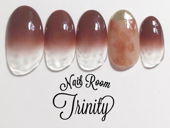 ネイルルーム トリニティ(Nail Room Trinity)/150種類以上選べるアート付
