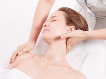 ソシエ エステティック 豊田店(SOCIE esthetic)/【立体造形】7.ネック・デコルテ