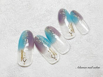 アダマス(Adamas)/塗りかけフレンチネイル
