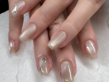 サロン ドゥ レーベル(Salon de Label)の写真/【見惚れるような上品なお手元に☆】シンプル系のデザインが得意◎お仕事柄派手にできない方にもおすすめ♪