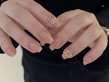 サンジュウヨン(34)/ビジューネイル　パラジェル