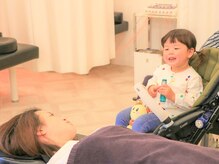 お子様連れでも大丈夫☆産後の骨盤矯正も大人気高リピート率！