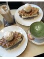 ロレインブロウ 立川店&nbsp;カフェ巡りと古着屋巡りが好きです！家でゴロゴロするのも！