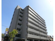 サロンローズ(Salon Rose)の雰囲気（マツキヨ隣のグレーのマンションの501号になります）