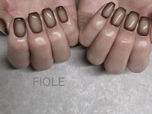 フィオル(FIOLE)/囲みグラデーション