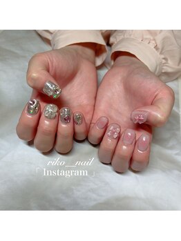 ミラー×チークネイル