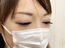 ドゥ エイチ(deux h)/伏し目がちにウットリeye♪