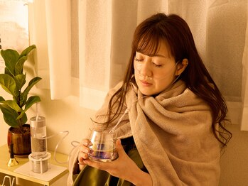 ウララ バイ ロキエ(u-LALA by ROCHIE)/＠yomogimushi_wkn