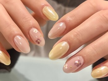 バターイエローネイル