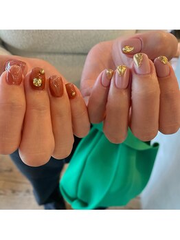 リルム(Relum)/左右非対称ネイル！