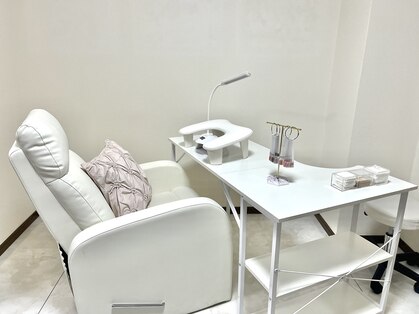 nail salon nuna【ヌナ】フィルイン | ワンカラー | マグネットネイルの写真