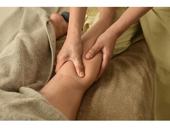 いろどり整体/足つぼ／足リンパマッサージ
