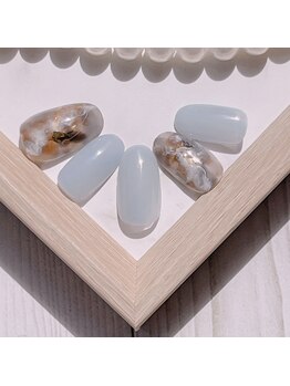 カシェット(Cachette)/定額アート