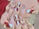 華やかゴージャスレッドネイル