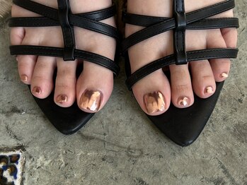 ネイルズカフェアン 飾磨店(nails cafe an)/foot：ミラーワンカラー ¥6050