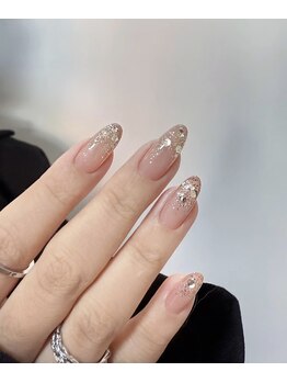 インスネイル(Ins Nail)の写真/お手元が綺麗に映えるネイルならお任せを☆ワンホン/韓国風が得意*ちゅるん系ネイルでシンプルでも上品に♪