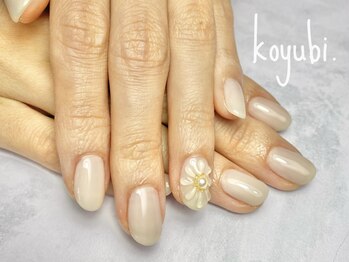 コユビ(koyubi.)/やわらかい白のブライダルネイル