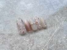 ネイルサロン イントゥ(into_)/ヒョウ柄　ピンク　パール