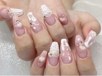 アングゥ ウル(ungu ul)/春ネイル/いちごみるく