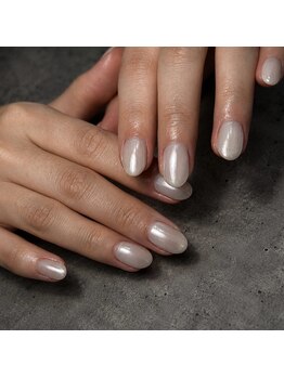 エイル ビューティ スタジオ(EIL beauty studio)の写真/【艶仕上げ】ウォーターハンドケア￥3500で清潔感のある指先に♪トレンドを抑えたワンカラー ￥4700も◎