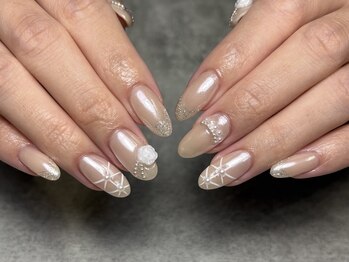 ミーコ(miico)/透明感ブライダルネイル