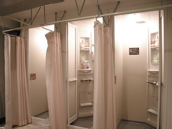 楽座や 池袋店/シャワーもご利用いただけます。