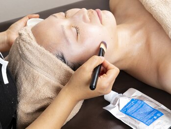 トータル フィルシャイン(Total Fillshine)/炭酸パック