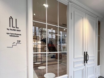 アイル バイ ページボーイ 高松(I'LL by PAGEBOY)の写真/お客様一人一人のお目元の形に合わせたデザインをご提案☆リラックス空間で、忙しい朝のメイク時短にも◎