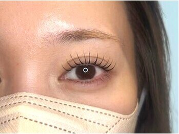 アイラッシュサロン ココロ(cocoro)/パーマ×LEDエクステ80本　¥9900