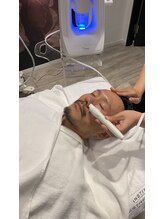 メンズレオ(Men’s Leo)/毛穴ハイドロピーリング