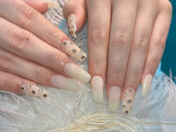 グロー ネイル(Glow Nail)/