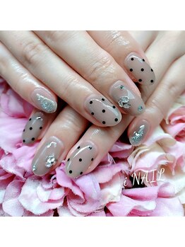 アイネイル(iNAIL)/