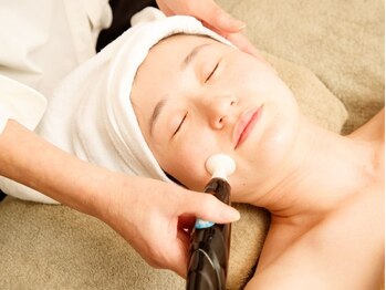 フェイスメイク グランツ(GLANZ)