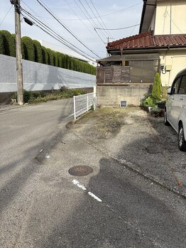 サロン ド ミル(Salon de Mille)/駐車場のご案内