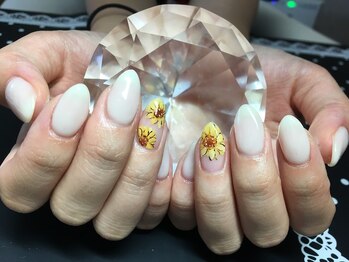 プリンセス(Princess)/ひまわりアートネイル